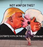 ≥W razie Brexitu premierem Wielkiej Brytanii może zostać były burmistrz Londynu, eurosceptyk Boris Johnson. Jeśli w USA wybory wygra Donald Trump, będzie to scenariusz jak z horroru – twierdzi szef gabinetu Jeana-Claude’a Junckera. Na zdjęciu mural w Bristolu 