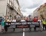 Organizacje kresowe od lat apelują o upamiętnienie tragedii na Wołyniu. Na zdjęciu marsz z 2013 r. w 70. rocznicę zbrodni