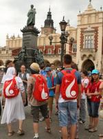 Uczestnicy ŚDM od poniedziałku tłumnie zjeżdżają do Krakowa