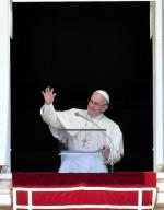 Papież w niedzielę w Watykanie zapowiadał swe spotkanie z młodymi w Polsce, by „uczcić  z nimi i dla nich Jubileusz Miłosierdzia”