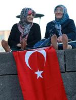 Uczestniczki wiecu poparcia dla prezydenta Erdogana w Ankarze