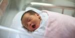 Liczba dzieci urodzonych w I półroczu wzrosła o prawie 5 proc.