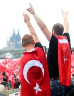 Turcy w Niemczech w większości popierają Erdogana  