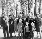 Nikita Chruszczow czas wolny chętnie spędzał wraz ze swą liczną rodziną w letniej rezydencji niedaleko Moskwy.