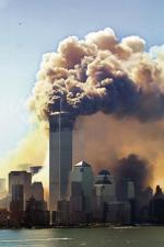 Manhattan w dymie 11 września 2001. Kto za tym stoi? 