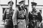 ≥Niemiecki generał Heinz Guderian (w środku) i sowiecki kombrig Siemion Kriwoszein (z prawej) dzielą się Polską, Brześć Litewski, 22 września 1939 r.