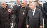 Politycy nie unikają spotkań z hierarchami kościelnymi. Na zdjęciu bp. Wiesław Mering i Jarosław Kaczyński we Włocławku