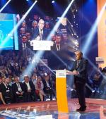Grzegorz Schetyna ogłosił podczas konwencji, że PO ma być „konserwatywno-liberalną partią centrową, liberalną też w kwestiach światopoglądowych” .