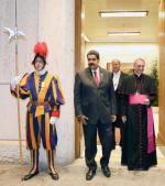 Watykan 24 października. Prezydent Wenezueli w drodze na audiencje u papieża.