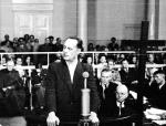 Mjr Franciszek Niepokólczycki dowodził saperami, którzy mieli zabić Hitlera podczas jego wizyty w Warszawie. Na zdjęciu: Franciszek Niepokólczycki podczas procesu pokazowego komendy WiN w 1947 r.