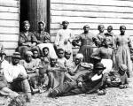 Według spisu z 1830 r. we wszystkich pięciu stanach Południa czarni byli właścicielami łącznie ponad 10 tys. niewolników.