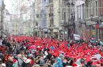 Bieg św. Mikołajów w Toruniu przyciąga coraz większą liczbę biegaczy.