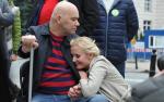 Tomasz Kalita od kilku miesięcy walczy o legalizację leczniczej marihuany. Na zdj. z żoną Anną podczas demonstracji przed Sejmem w tej sprawie.