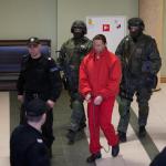 Ryszard Bogucki w 2010 r. w sądzie jako oskarżony w sprawie o zabójstwo gen. Marka Papały. Czerwony kaftan, jak twierdzi, go stygmatyzował.