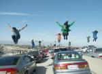 „La La Land” zaczyna się brawurową sceną w samochodowym korku. Film od piątku w naszych kinach.
