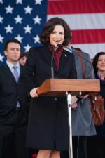 Selina Meyer (Julia Louis-Dreyfus) rządzi i rozśmiesza w serialu „Figurantka”.