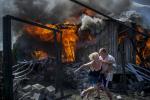 Valery Melnikov, I miejsce, „Fotoreportaż”. Przedstawia nagły ostrzał ukraińskiej wioski w obwodzie ługańskim.