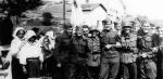 Żołnierze niemieccy i słowaccy w zdobytej Komańczy w Bieszczadach 