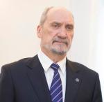 Antoni Macierewicz ogłosił już nowy konkurs na śmigłowce. Otwarcie kopert 13 marca.