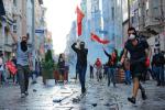 Rozwód z demokracją zaczął się nad Bosforem w 2013 roku po protestach w parku Gezi. Niewielka manifestacja w obronie likwidowanego stambulskiego skweru zamieniła się wówczas w ogólnokrajowe protesty.