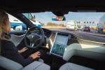 Tesla od dłuższego czasu testuje autonomiczną wersję modelu S. W Europie teslę z autopilotem można spotkać m.in. we Francji i Holandii.