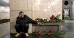 Dzień po zamachu – kwiaty na stacji metra Technołogiczieskij Institut w Petersburgu.