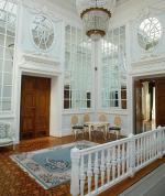 Odnowione i wyremontowane wnętrza pałacu w Balicach wykorzystywane są np. na konferencje i seminaria.