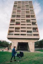 La Cite Radieuse – monumentalny budynek mieszkalny zaprojektowany przez Le Corbusiera stoi w Marsylii