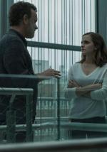 Emma Watson i Tom Hanks w „The Circle. Krąg”.  