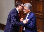 Minister Zbigniew Ziobro i poseł Stanisław Piotrowicz w dyskretnej rozmowie w Sejmie 