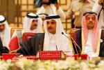 Tamim bin Hamad as-Sani, emir Kataru, rok temu na spotkaniu z przywódcami innych państw  Zatoki w stolicy Bahrajnu, Manamie. Teraz takie spotkanie byłoby niemożliwe.