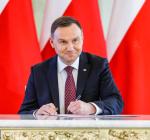 Marginalizowany dotąd prezydent Andrzej Duda próbuje zaistnieć w polskiej polityce.