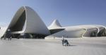 Centrum Kultury im. Hejdara Alijewa. Futurystyczny projekt brytyjskiej architektki Zahy Hadid.