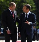 Emmanuel Macron przekonał premiera Bułgarii Rumena Radewa do zmiany dyrektywy UE.