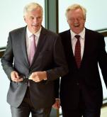 Główni negocjatorzy: unijny – Michel Barnier i brytyjski – David Davis.
