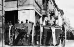 Przewrót majowy  1926 roku. Warszawa,  ul. Chmielna. 14 maja Józef Piłsudski przejął kontrolę nad stolicą.  W walkach ulicznych zginęło 379 osób