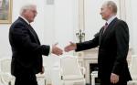 Frank-Walter Steinmeier i Władimir Putin – spotkanie dobrych znajomych. Prezydent Rosji liczy na nowe otwarcie z Niemcami 