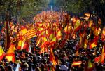 W niedzielę przynajmniej 300 tys. osób wyszło na ulice Barcelony, aby poprzeć jedność Hiszpanii 