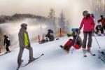 Wielu gości, którzy podczas ferii odwiedzą region, odda się białemu szaleństwu. Na zdjęciu stacja narciarska Wisła-Soszów  