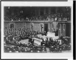 Waszyngton, 1917 r. Prezydent Woodrow Wilson przemawia w Kongresie amerykańskim.