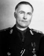 Leonard Moczulski pochodził z rodziny polskich emigrantów w Rumunii. Brał udział w trzech wojnach, w tym dwóch światowych.