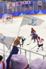 Korea United w kobiecym hokeju to wizerunkowy hit tych igrzysk 