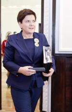 Premier Beata Szydło przyznała sobie 65 tys. zł premii 