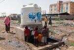 Z 27 mln mieszkańców Jemenu ponad 16 milionów nie ma dostępu do opieki zdrowotnej i bezpiecznej wody pitnej.