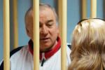 Siergiej Skripal podczas procesu w Moskwie 2006 r. Choć został osądzony, rosyjskie służby i tak postanowiły się go pozbyć.