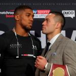 Anthony Joshua (z lewej) i Joseph Parker – żaden z nich na zawodowym ringu jeszcze nie przegrał.