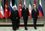 Szczyt  w Ankarze.  Od lewej: prezydent Iranu Hasan Rouhani, gospodarz Recep Erdogan  i Władimir Putin 