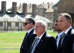 Prezydenci Izraela Reuwen Riwlin i Polski Andrzej Duda wzięli udział w 30. Marszu Żywych w Auschwitz-Birkenau 