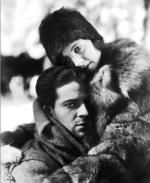 ≥Adam Brodzisz jako Ryszard Prawdzic i Jadwiga Smosarska  w roli Reny Czarskiej w filmie „Na Sybir” (1930 r.)