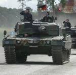 Leopardy generacji 2A-4 po gruntownym  liftingu mają wzmocnić siły pancerne  polskiej armii.
